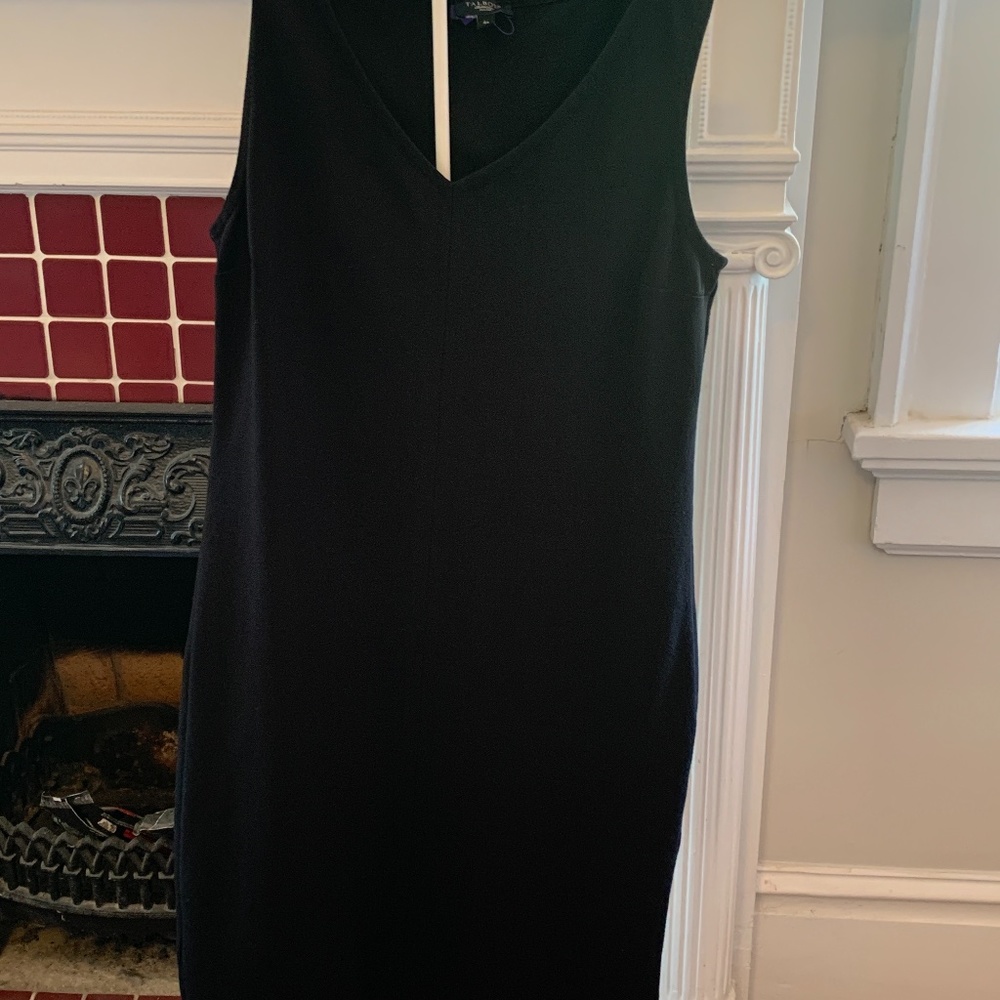 Talbots rayon/nylon abs spandex classic dress. Worn twice.‎